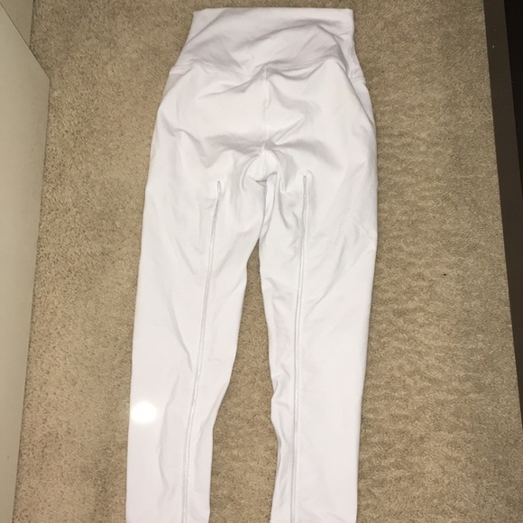 Alo - Picture 4 of 7